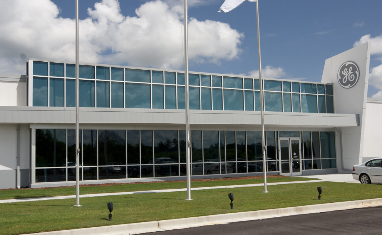 GE Ellisville Flags